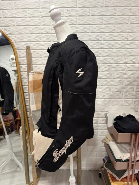 Scorpion Motorcycle Jacket - Picture 5 of 11